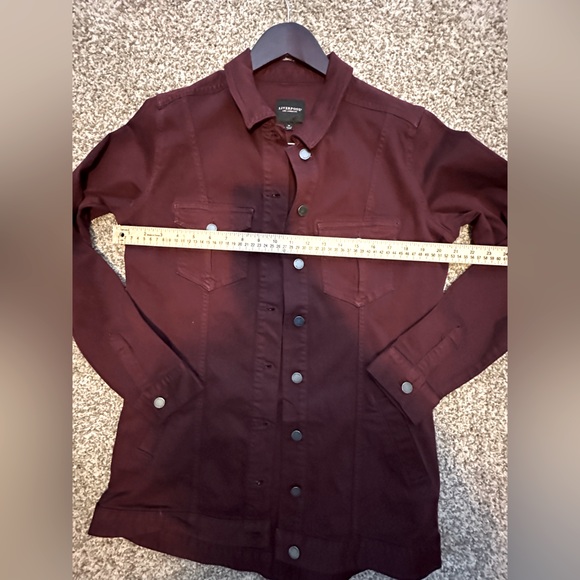 Liverpool Los Angeles Burgundy Blush Denim Jacket Size M Button-Up Pockets NWOT - Picture 14 of 15